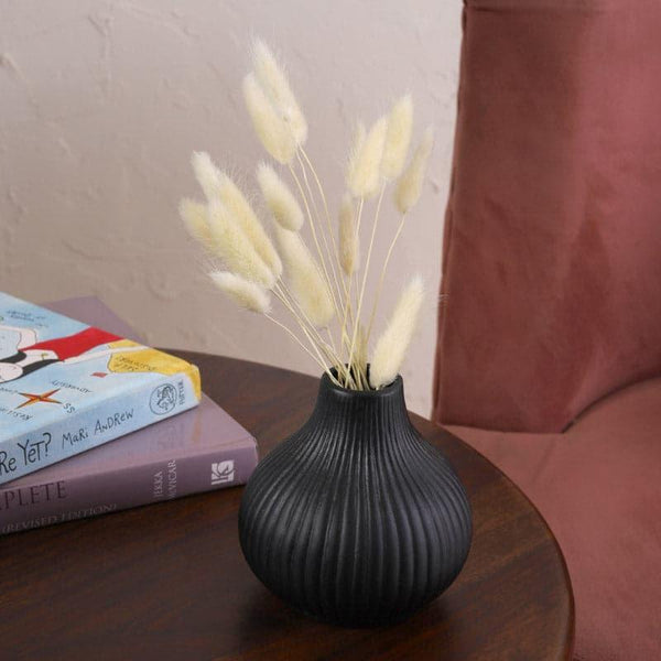 Buy Kella Vase - Black Vase from Vaaree