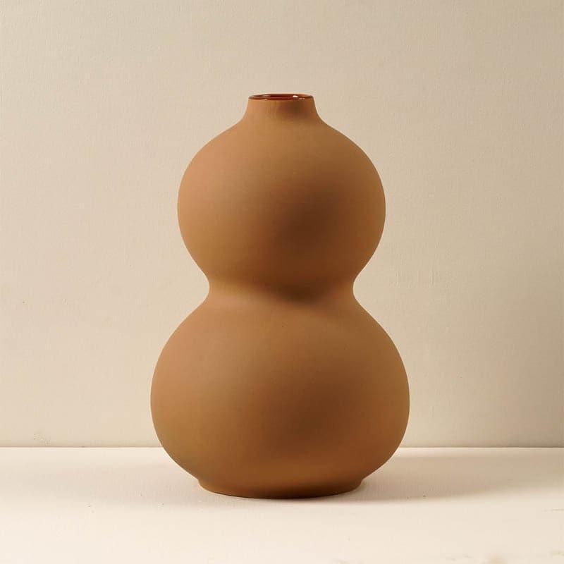 Buy Lear Loop Vase Vase from Vaaree