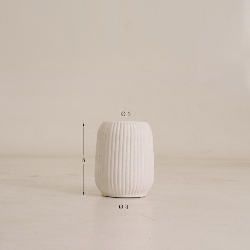 Buy Lupa Vase - White Vase from Vaaree