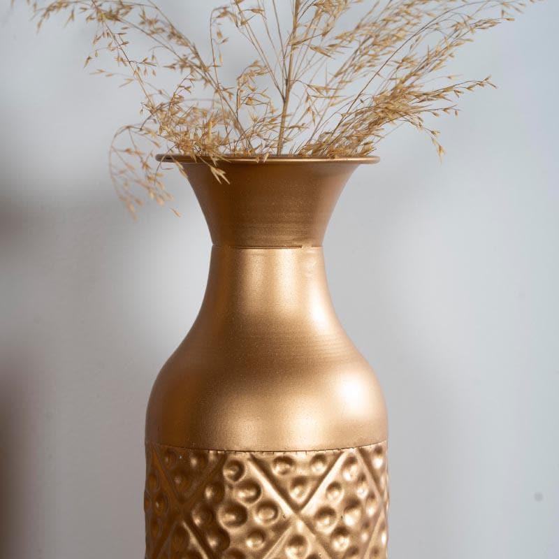 Buy Marjorie Flower Floor Vase Floor Vase from Vaaree