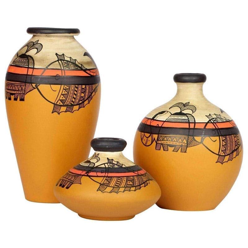 Buy Melrose Tribal Terracotta Vase - Set Of Three Vase from Vaaree