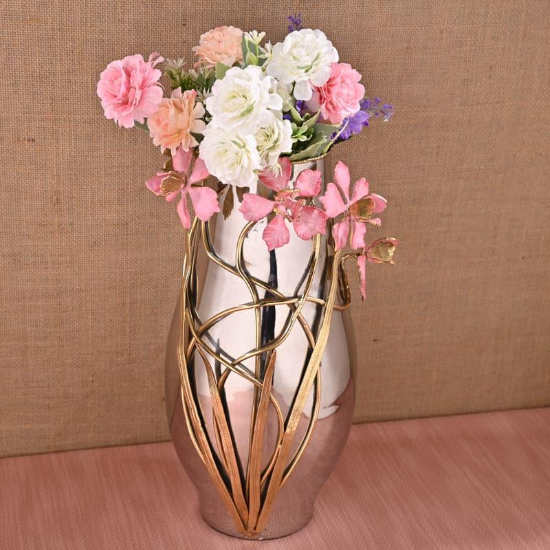 Buy Mista Floral Vase Vase from Vaaree