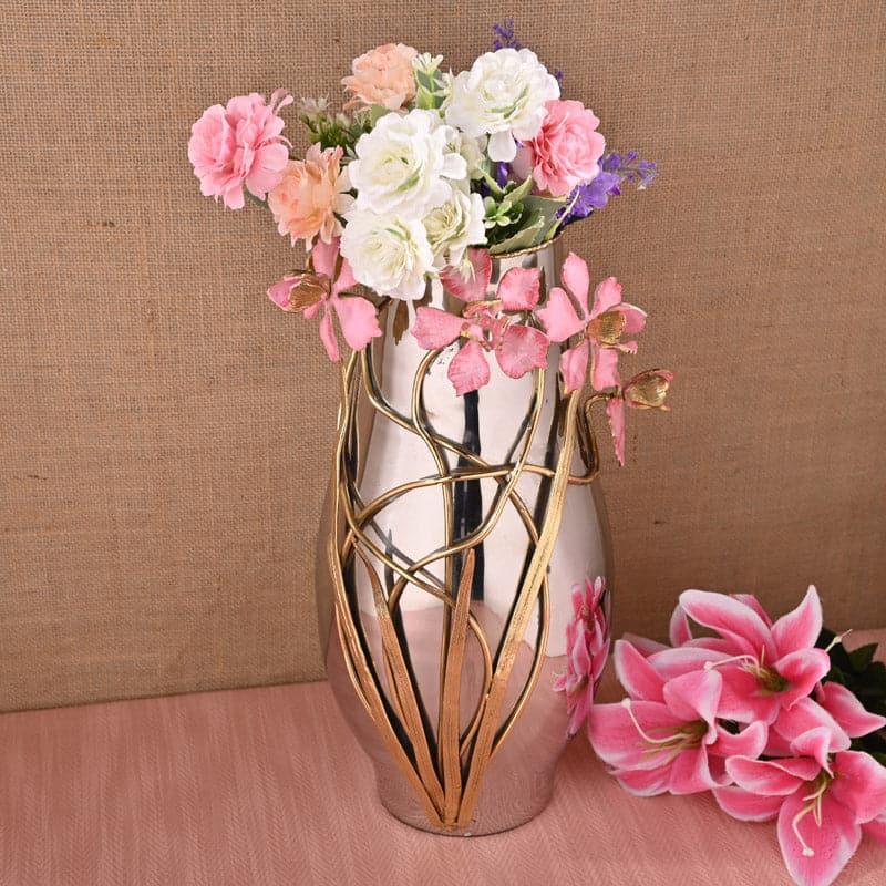 Buy Mista Floral Vase Vase from Vaaree