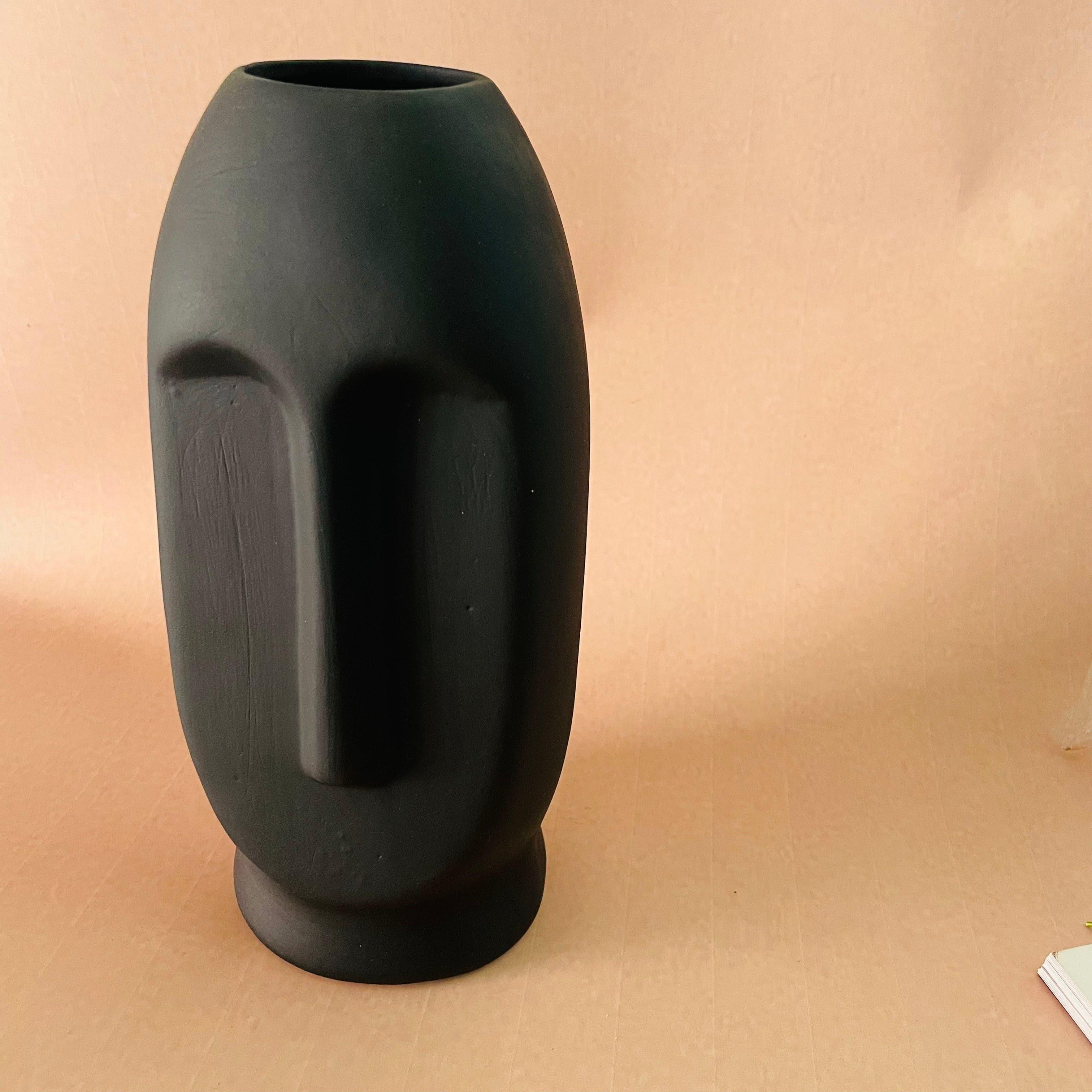 Buy Morrigan Vase - Black Vase from Vaaree