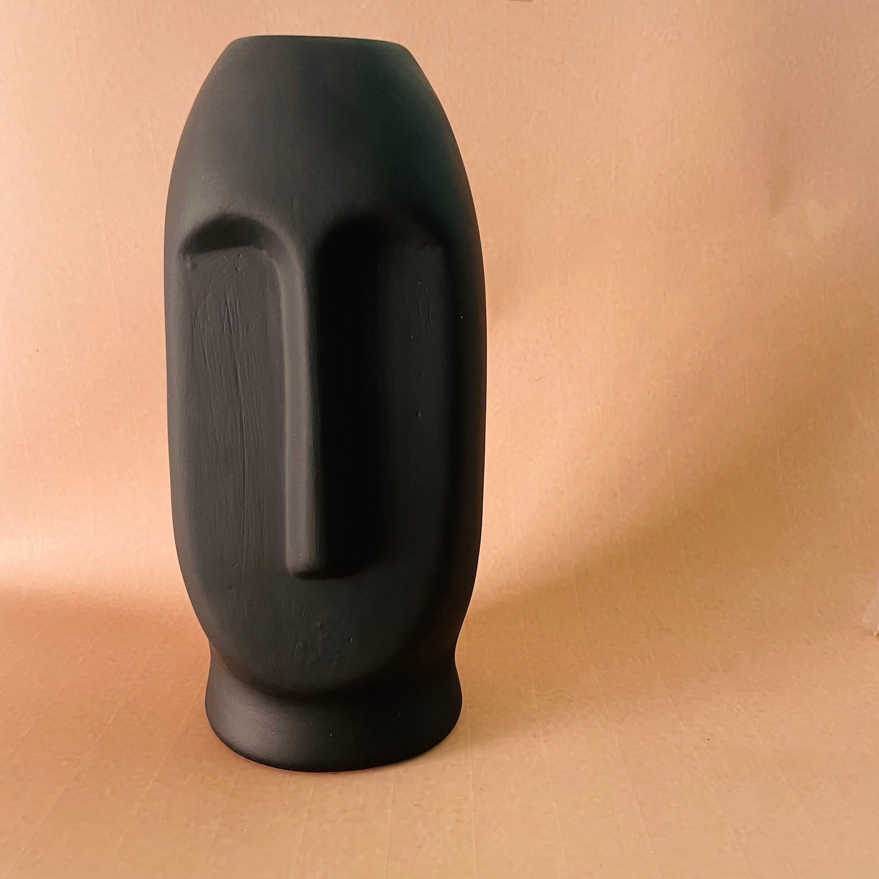 Buy Morrigan Vase - Black Vase from Vaaree