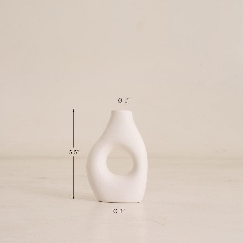 Buy Nordic Neal Vase Vase from Vaaree