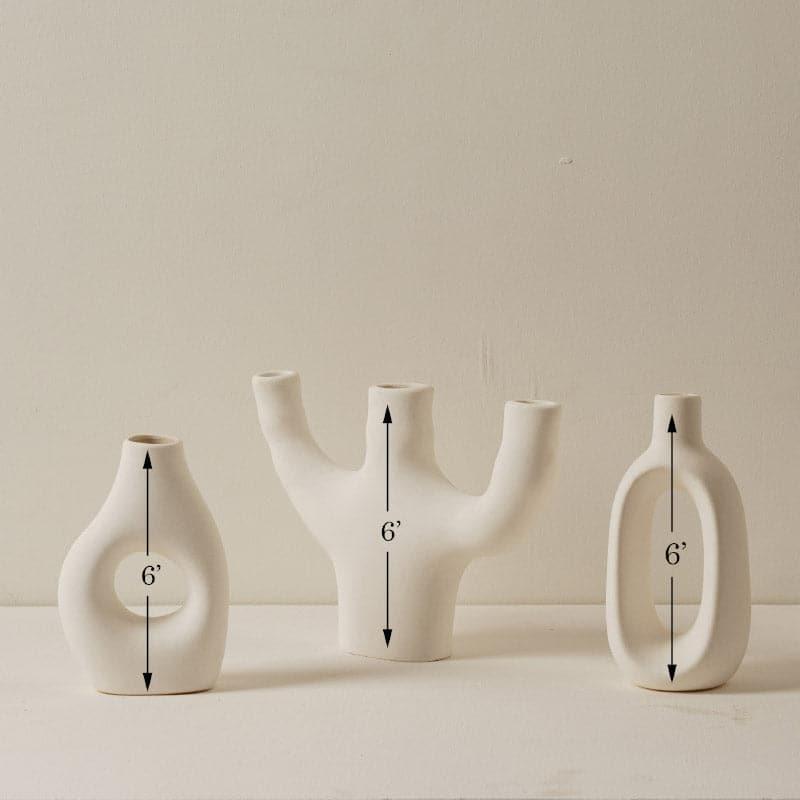 Buy Olla Lure Vase - Set Of Three Vase from Vaaree