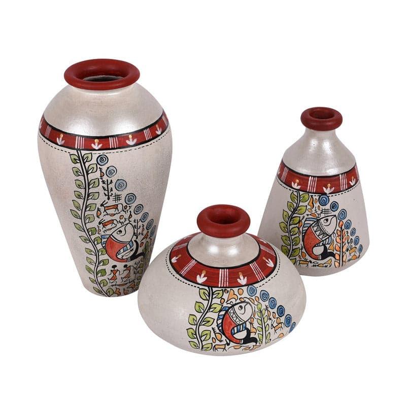 Buy Ourania Tribal Terracotta Vase - Set Of Three Vase from Vaaree