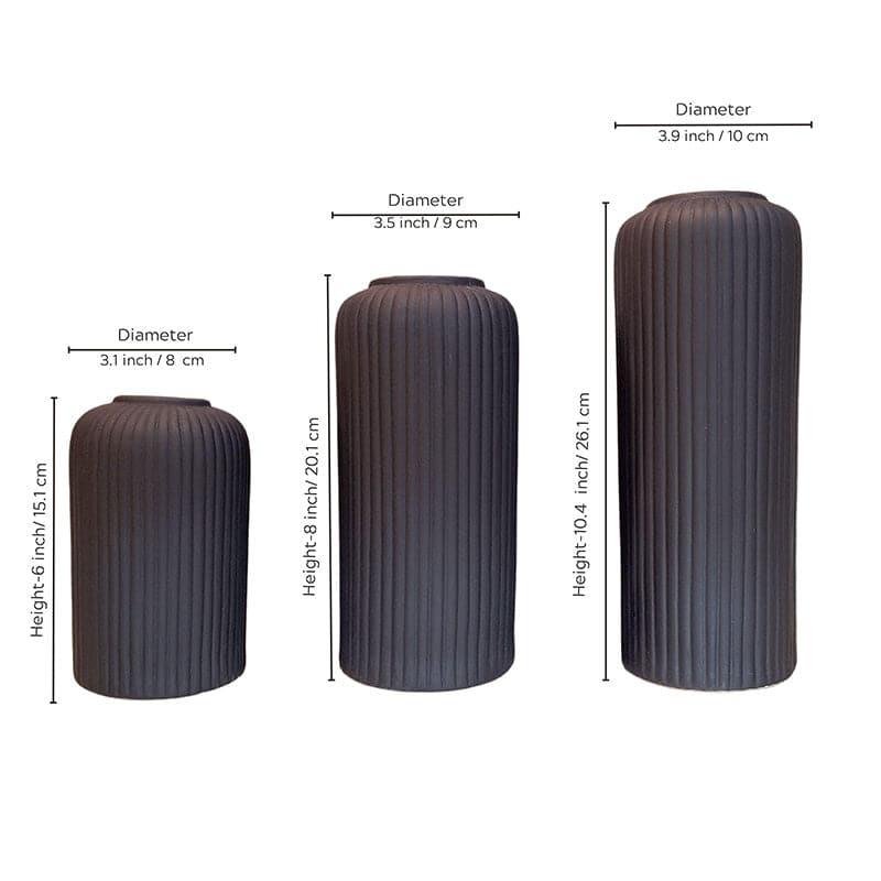 Buy Pasha Ceramic Vase (Black) - Set Of Three Vase from Vaaree