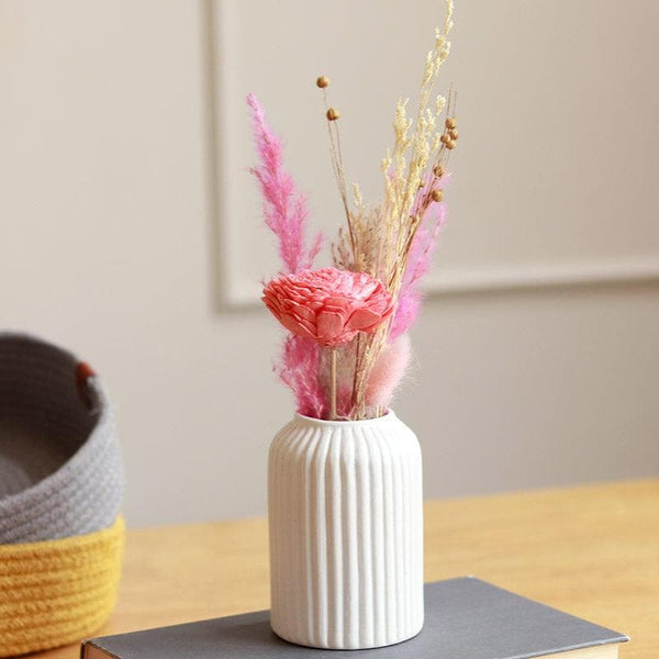 Buy Vase - Pingo Vase With Naturally Dried Flower Bunch at Vaaree online