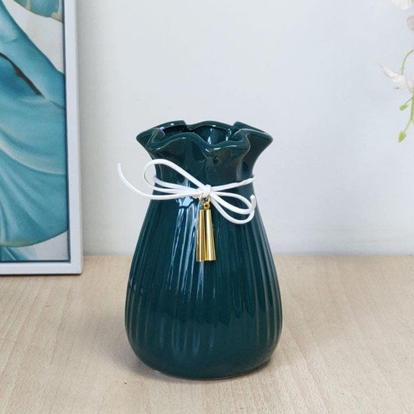 Buy Quirky Symmetry Vase - Green Vase from Vaaree