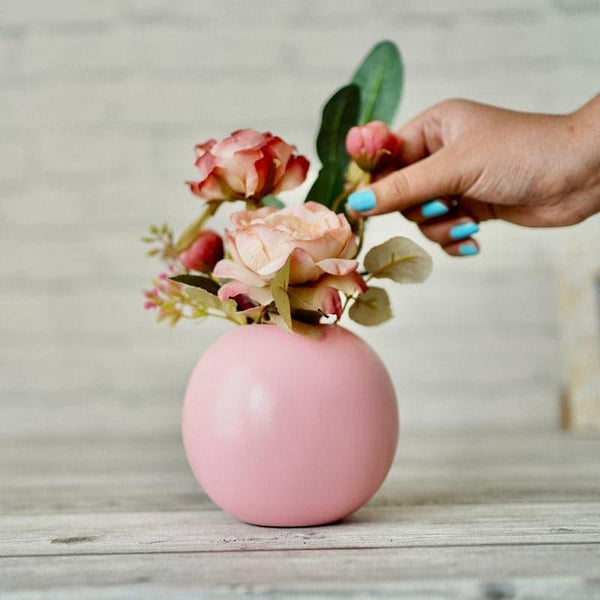 Vase - Sawera Metal Vase (Small) - Pink