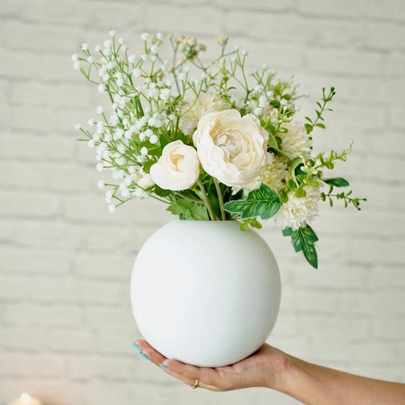 Buy Sawera Metal Vase (White) - Big Vase from Vaaree