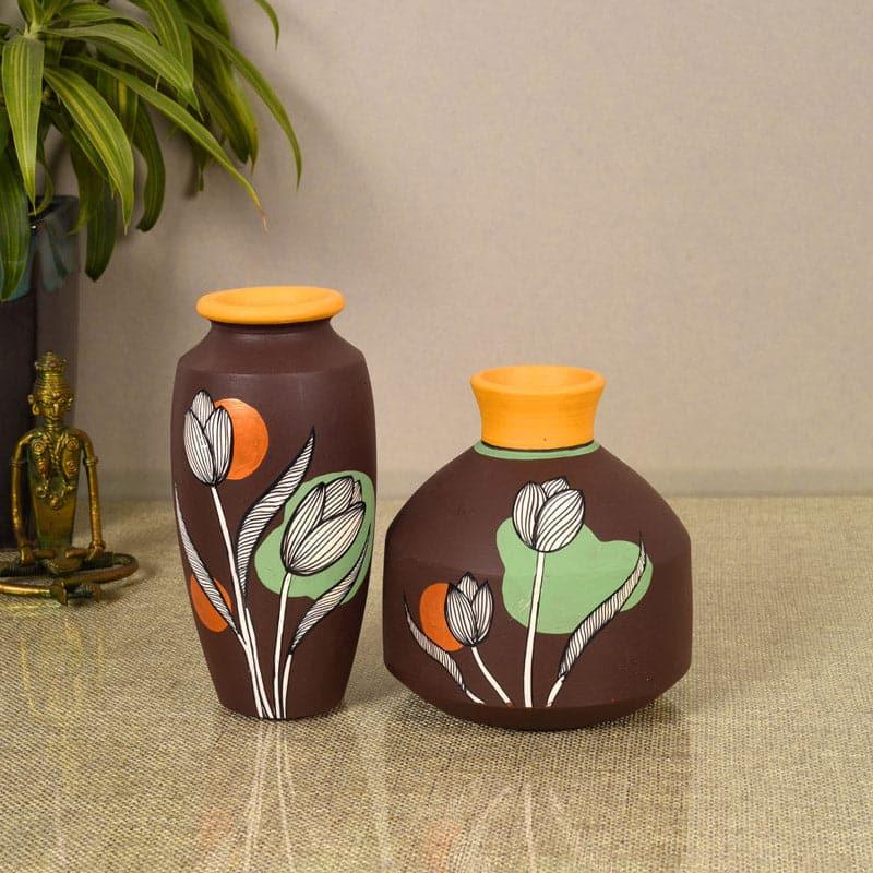 Buy Shula Bloom Tribal Terracotta Vase - Set Of Two Vase from Vaaree