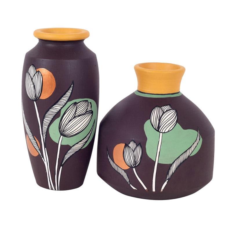 Buy Shula Bloom Tribal Terracotta Vase - Set Of Two Vase from Vaaree