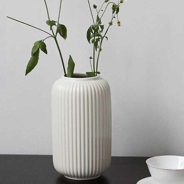 Buy Spunky Splash Vase - White Vase from Vaaree