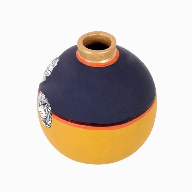 Buy Sunflower Bliss Round Vase Vase from Vaaree