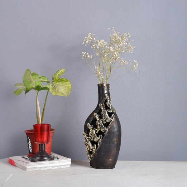 Buy Tribal Bloom Vase Vase from Vaaree