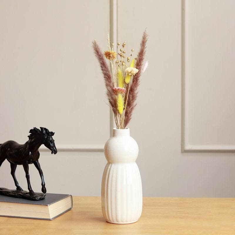 Buy Tuskan Vase With Naturally Dried Flower Bunch Vase from Vaaree