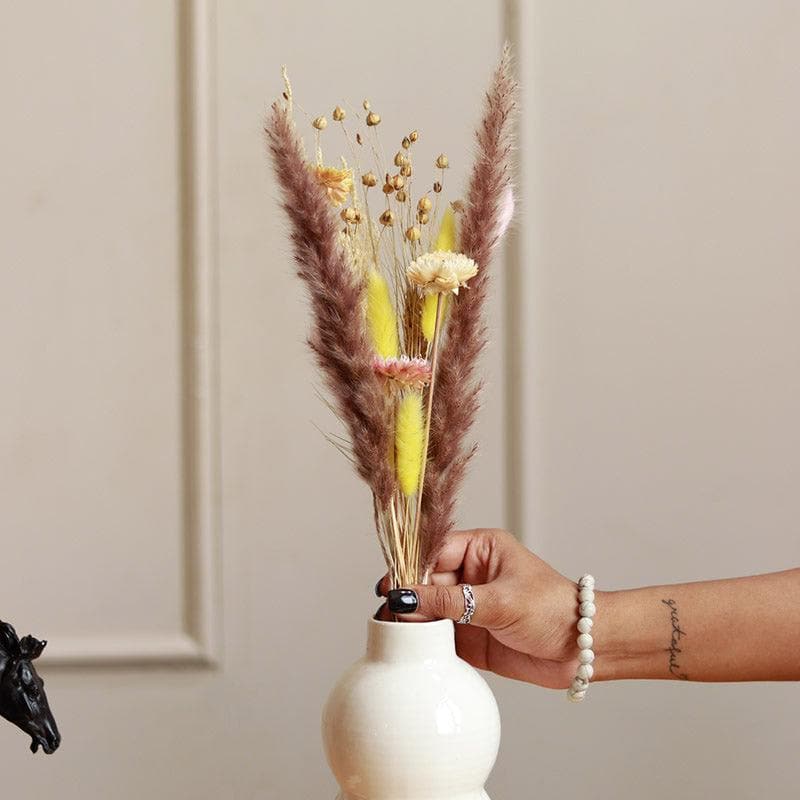 Buy Tuskan Vase With Naturally Dried Flower Bunch Vase from Vaaree