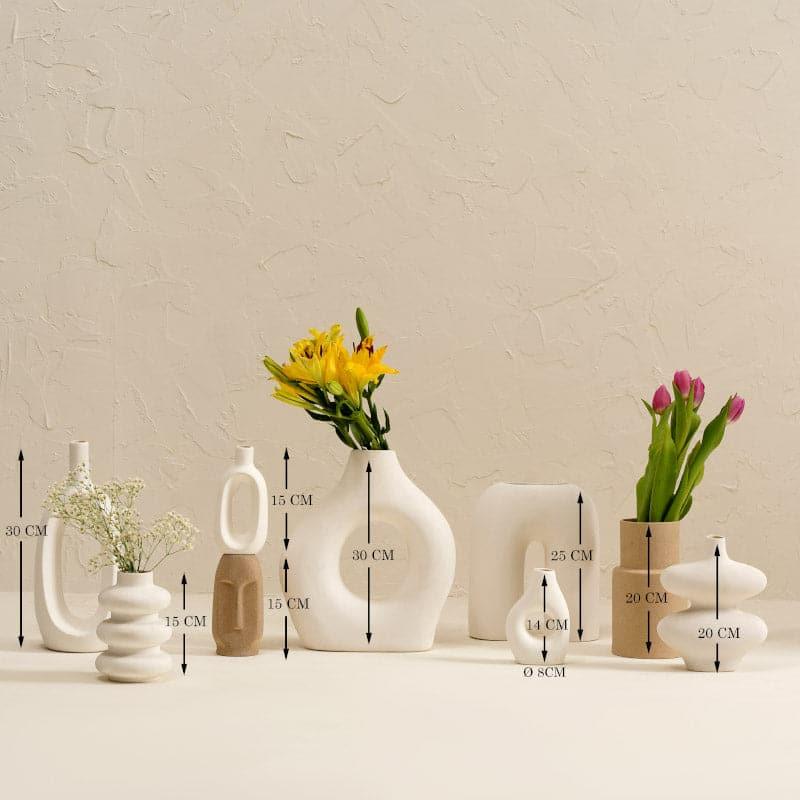 Buy Vista Vase - Set Of Nine Vase from Vaaree