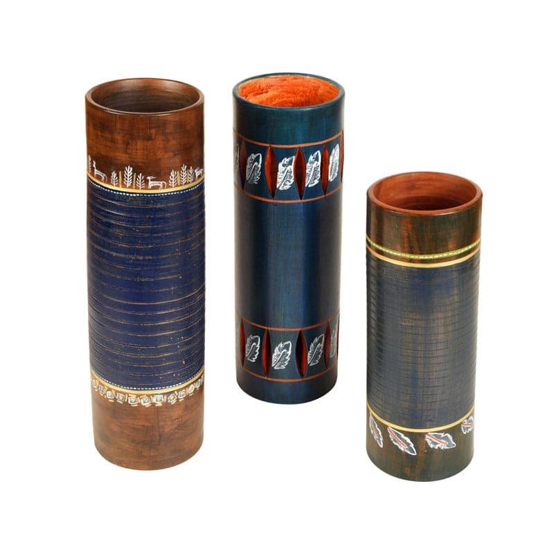 Buy Yeol Tribal Terracotta Vase - Set Of Three Vase from Vaaree