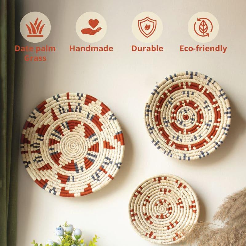 Buy Bandora Natural Fiber Wall Accent - Set Of Three Wall Accents from Vaaree