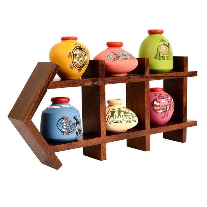 Buy Bosa Wall Shelf With Madhubani Pot - Set Of Seven Wall Accents from Vaaree