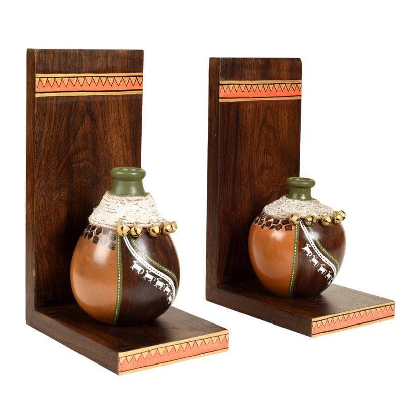 Wall Accents - Coco Calm Wall Shelf With Earthen Vases - Set Of Four