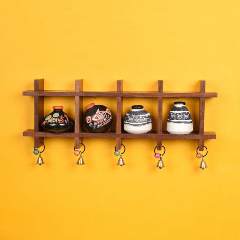 Buy Pelu Grided Wall Shelf With Warli Pot - Set Of Five Wall Accents from Vaaree