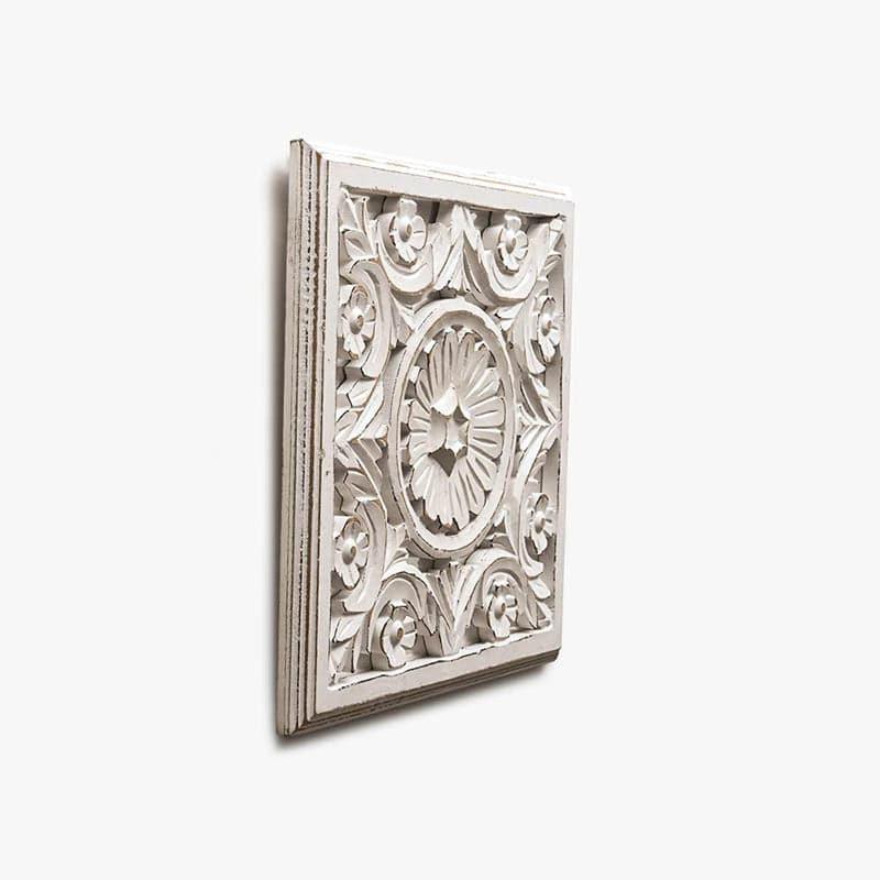 Buy Royal Wrap Wall Accent Wall Accents from Vaaree