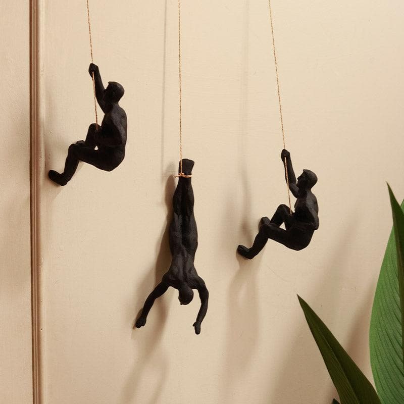 Buy The Alpinist Showpiece (Black) - Set Of Three Wall Accents from Vaaree