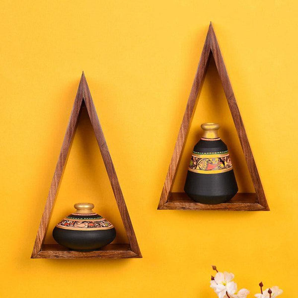 Wall Accents - Triangle Tree Wall Shelf With Madhubani Pot - Set Of Four