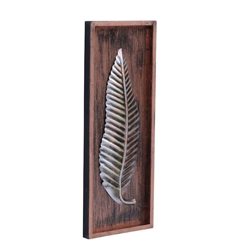 Buy Twisty Feathery Wall Decor Wall Accents from Vaaree