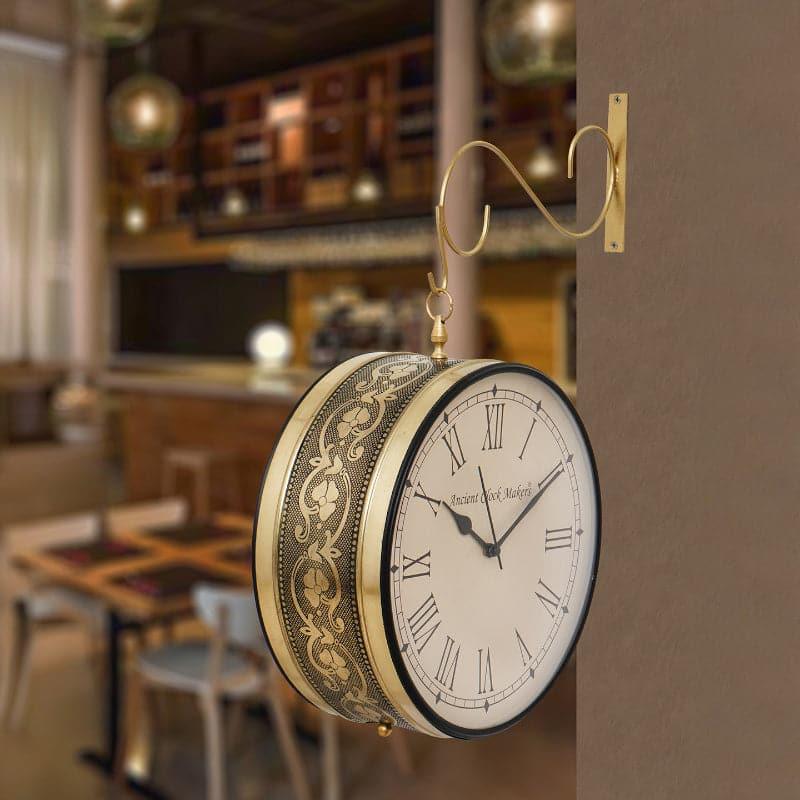 Buy Frima Vintage Wall Clock - Gold Wall Clock from Vaaree