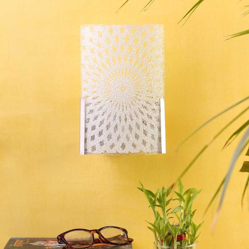 Buy Edgey Wall Lamp Wall Lamp from Vaaree