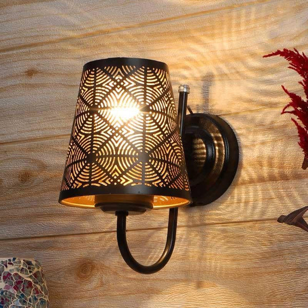 Buy Sphere Zome Single Wall Lamp Wall Lamp from Vaaree