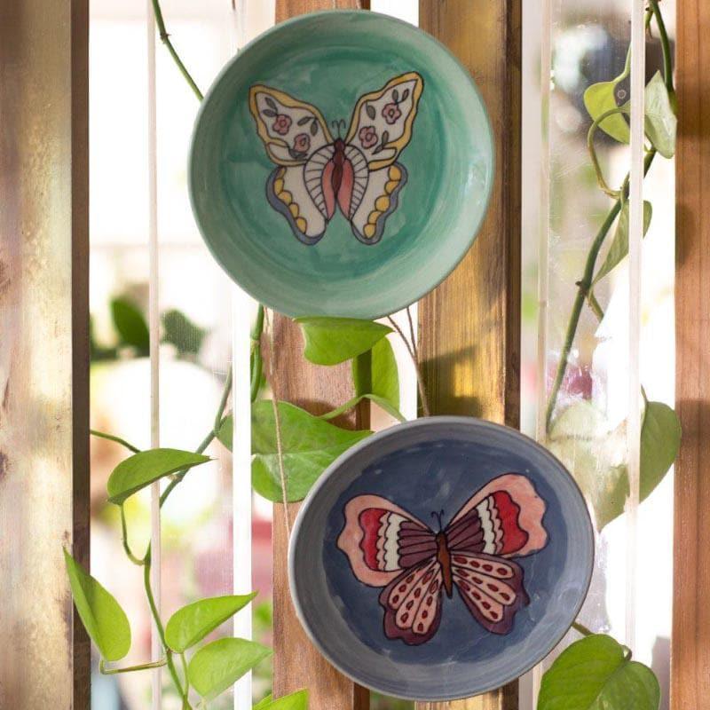 Buy Butterflies Wall Plates - Set Of Three -Handpainted Stoneware Wall Plates from Vaaree