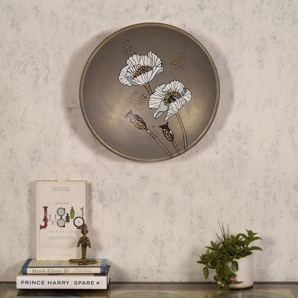 Buy Wall Plates - Daisy Dip Wall Plate at Vaaree online