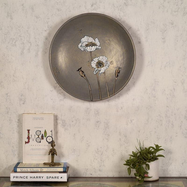 Buy Daisy Floro Dip Wall Plate Wall Plates from Vaaree