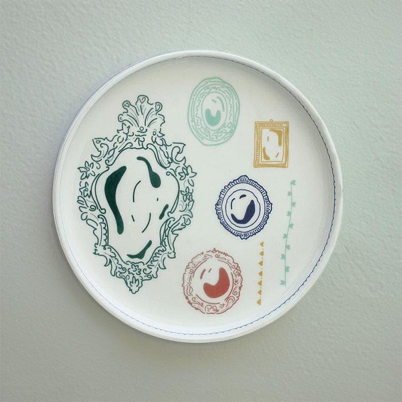 Buy Illustration Series Wall Plate- Mirrors Wall Plates from Vaaree