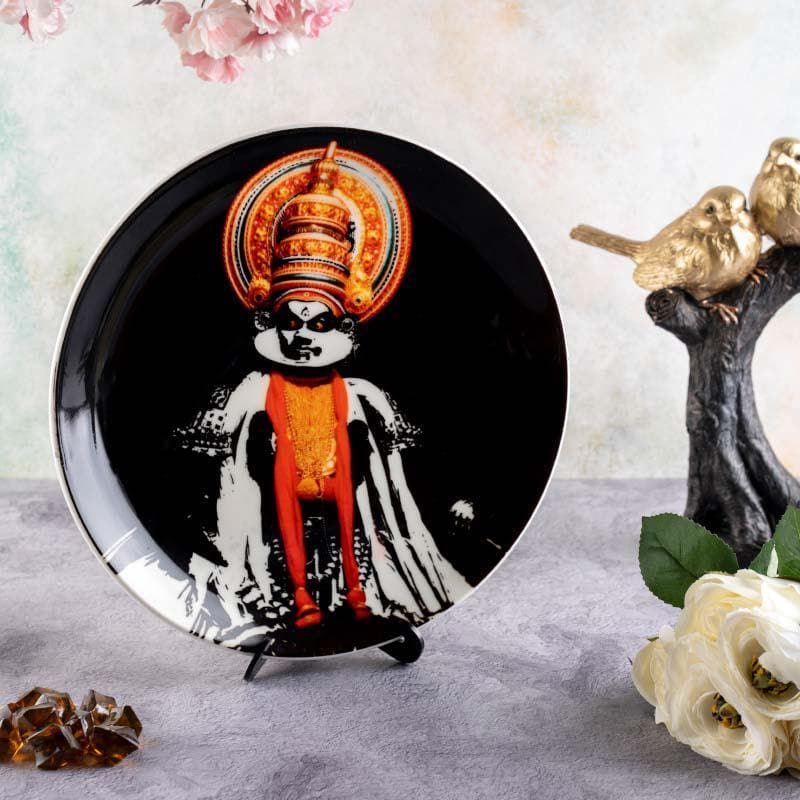 Buy Kathakali Dance Of India Wall Plates from Vaaree