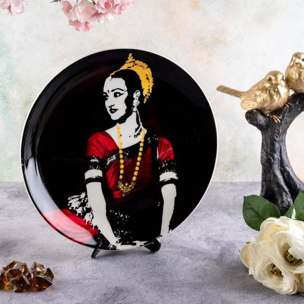 Buy Odissi Dance Of India Inspired Plate Wall Plates from Vaaree