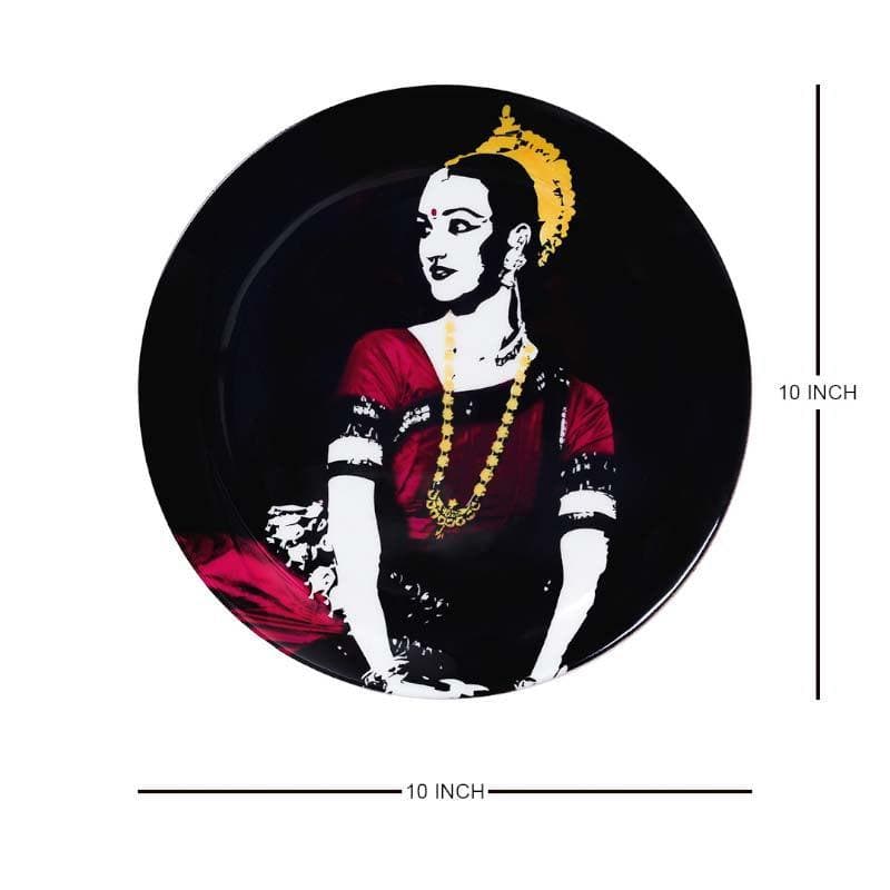 Buy Odissi Dance Of India Inspired Plate Wall Plates from Vaaree