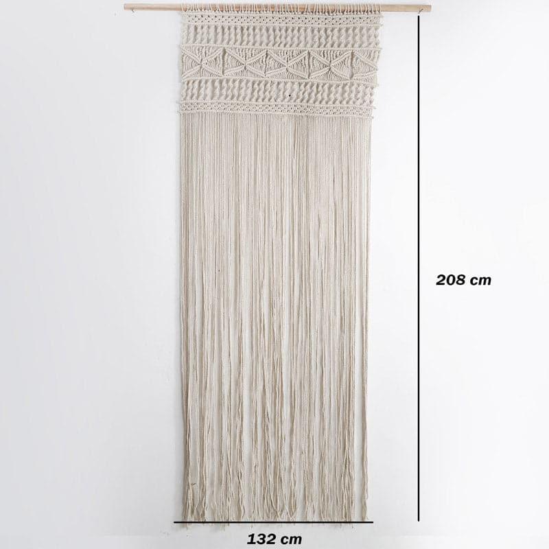 Buy Floxgo Macrame Wall Hanging Wall Tapestry from Vaaree