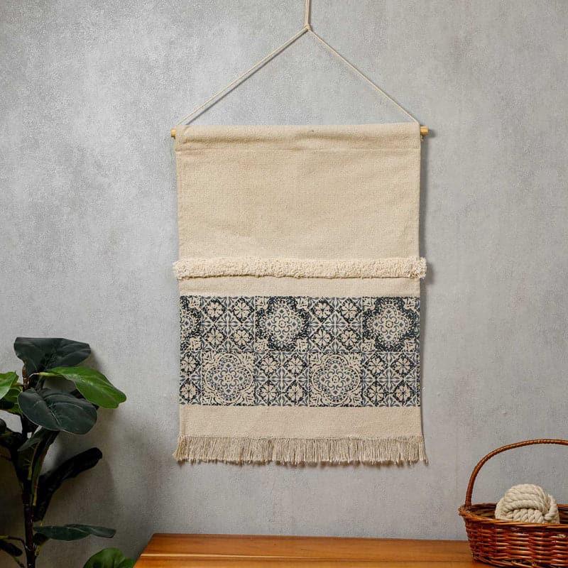 Buy Takoda Shine Wall Hanging Wall Tapestry from Vaaree