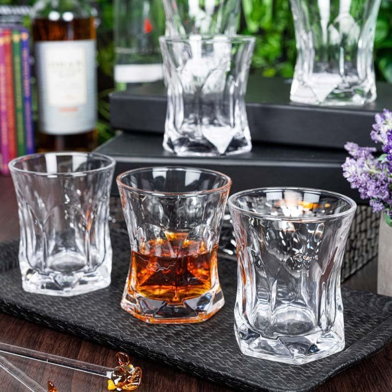 Buy Mixo Whiskey Glass (250 ML) - Set Of Six Scotch & Whiskey Glasses from Vaaree