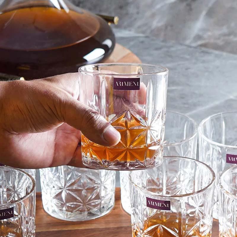 Buy Preta Whiskey Glass (300 ml ) - Set Of Four Scotch & Whiskey Glasses from Vaaree