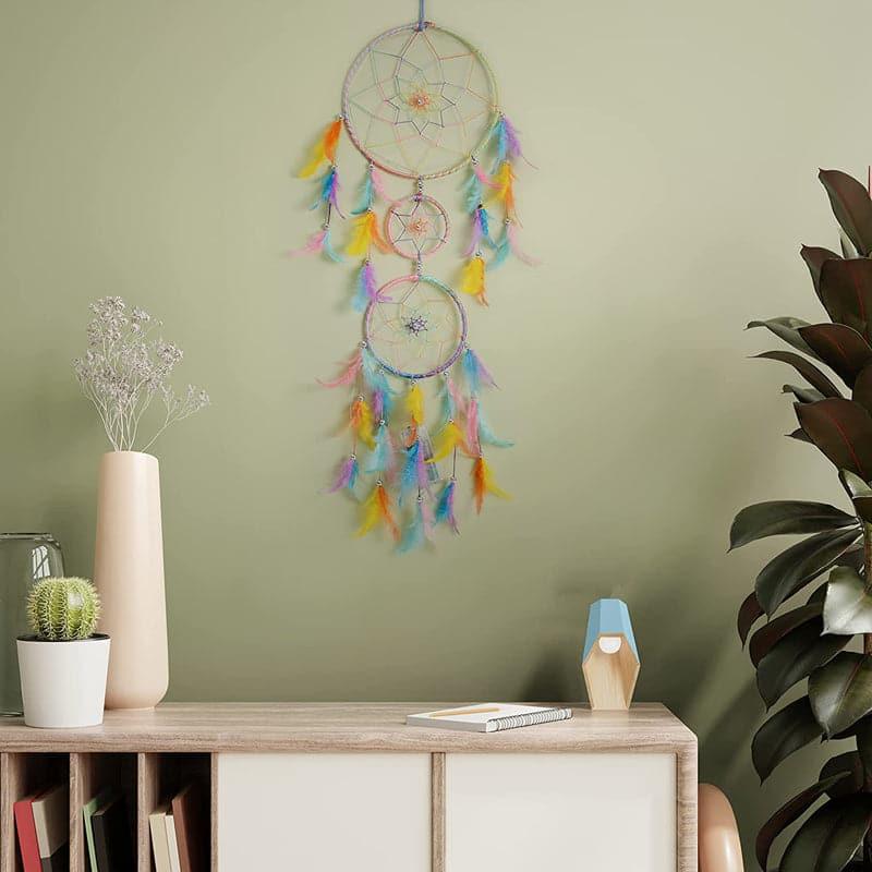 Buy Amazo Feather Dreamcatcher With Light - Multicolor Dreamcatchers from Vaaree