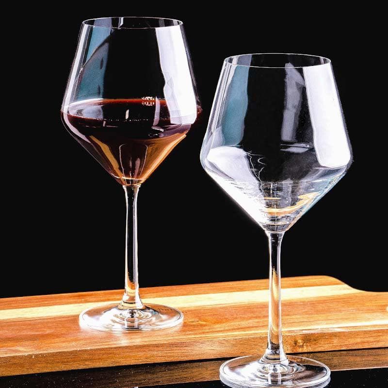 Buy Debonair Wine Glass (680 ML) - Set Of Six Wine & Champagne Glasses from Vaaree